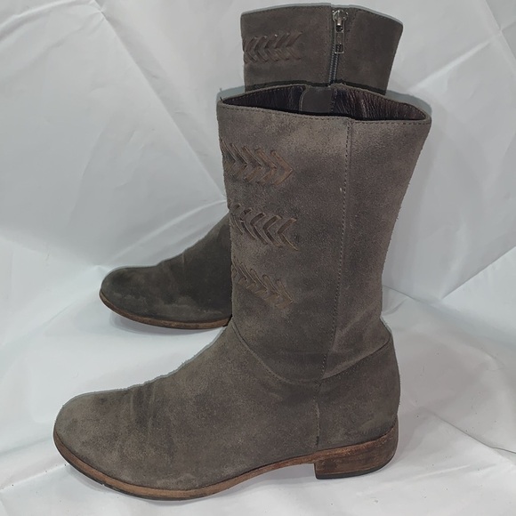 Ugg Gray Caitlin suede Boots With chevrons Size 5 - Picture 4 of 9